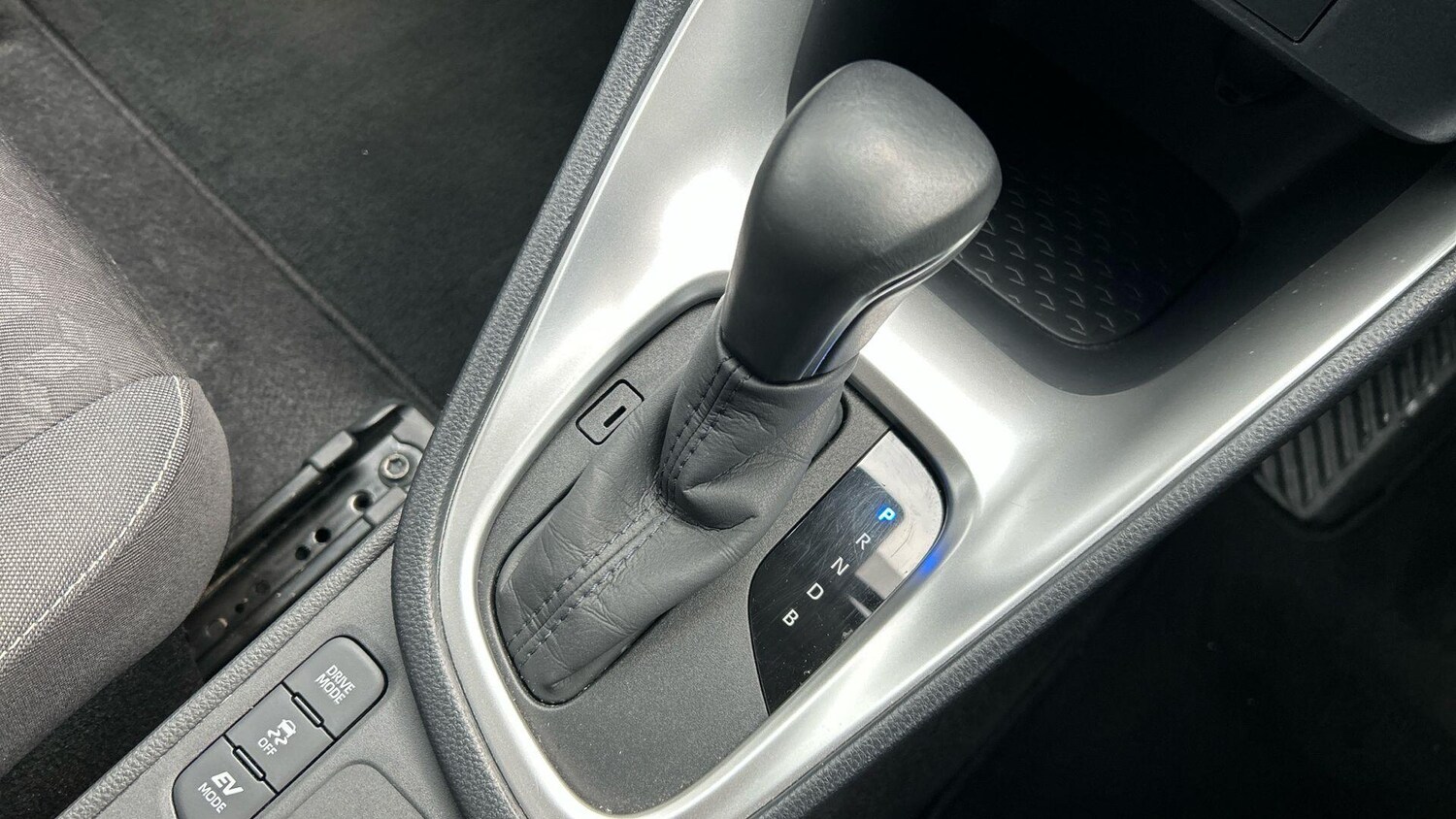 Used Toyota Yaris 2022 for sale - 77412148: Photo 31