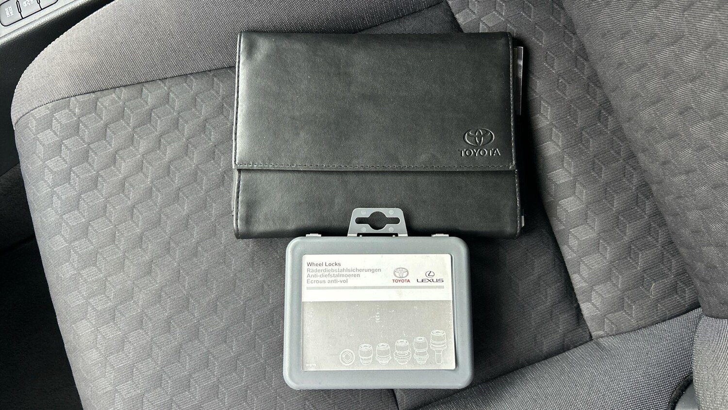 Used Toyota Yaris 2022 for sale - 77412148: Photo 41