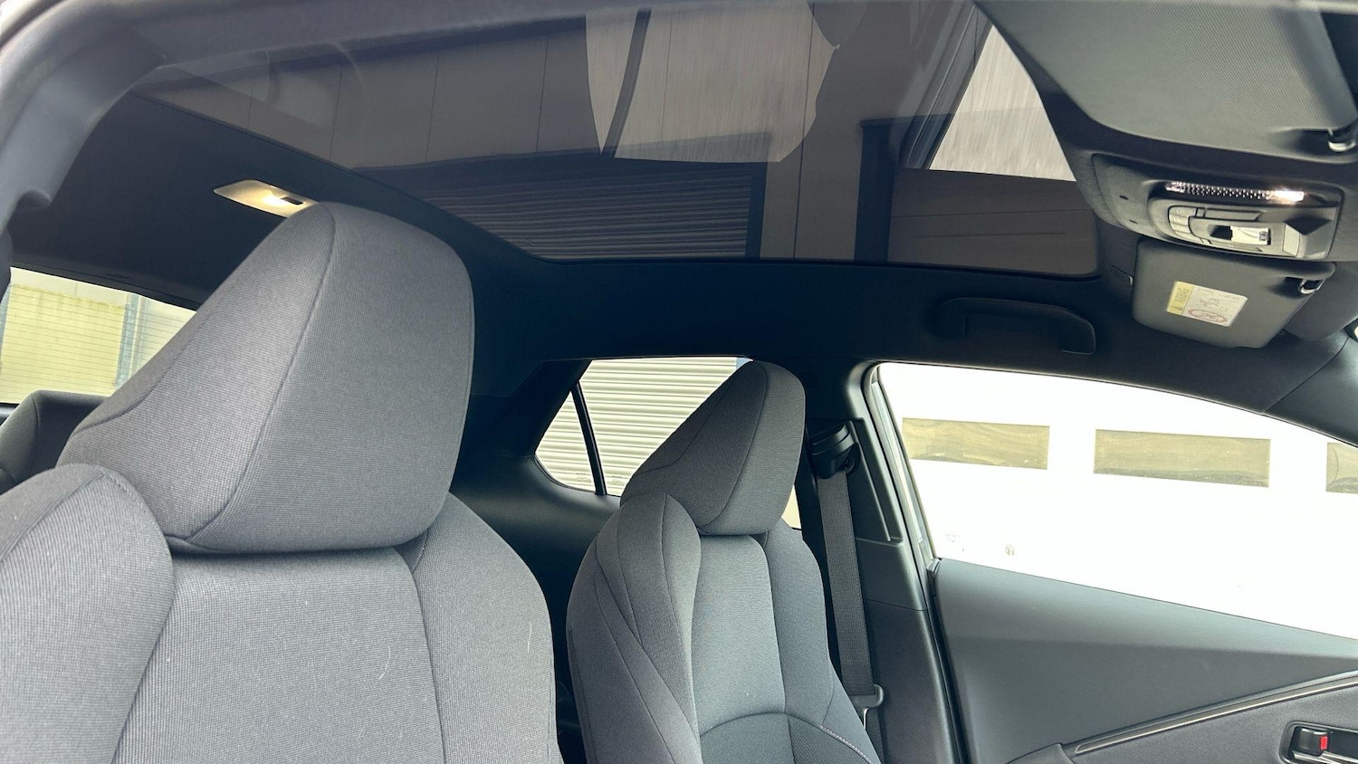 Used Toyota C-HR 2024 for sale - 76441050: Photo 22