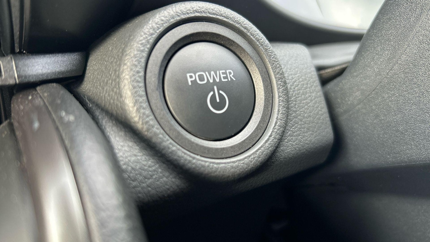 Used Toyota C-HR 2024 for sale - 76441050: Photo 37