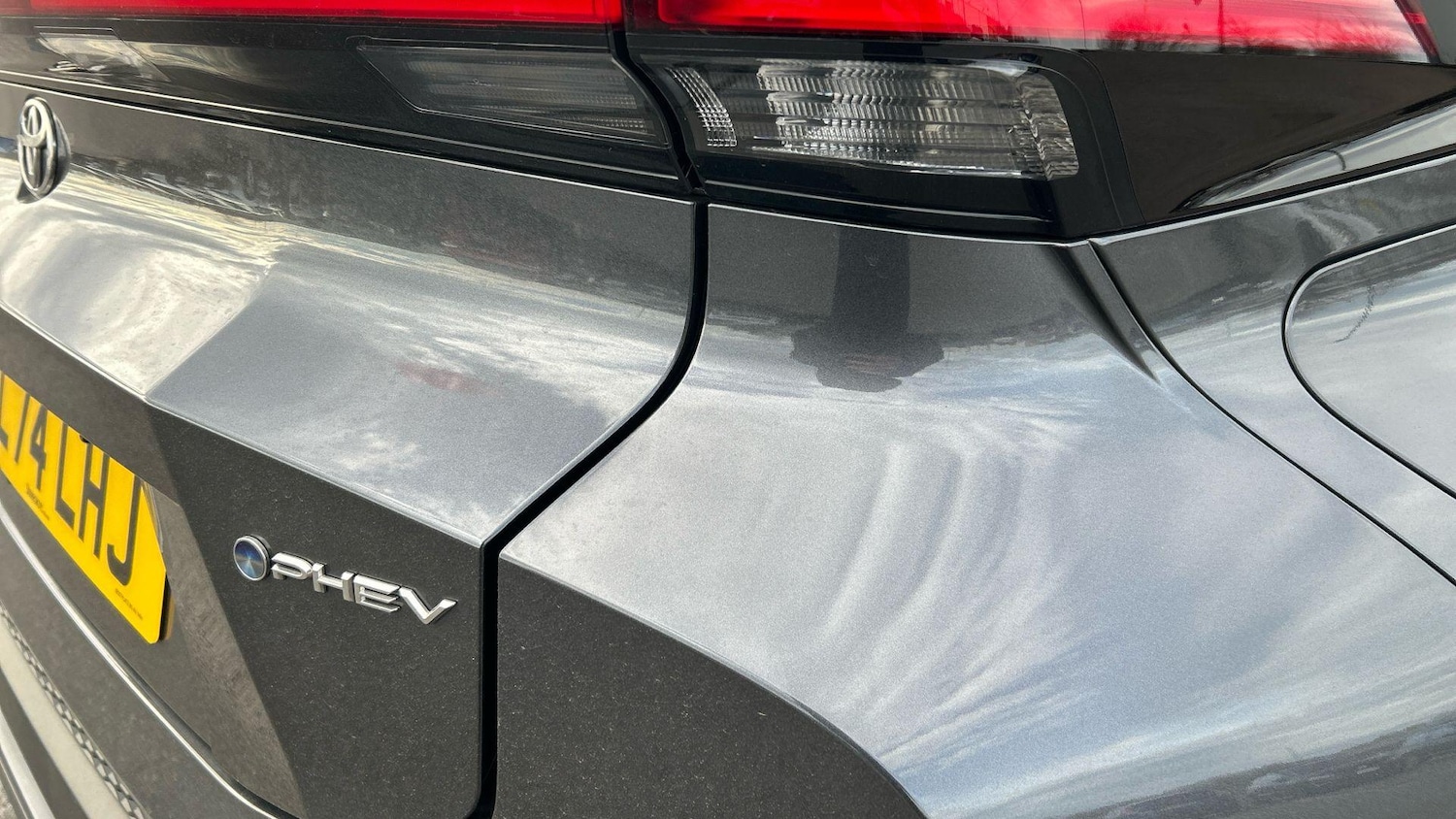 Used Toyota C-HR 2024 for sale - 76441050: Photo 45