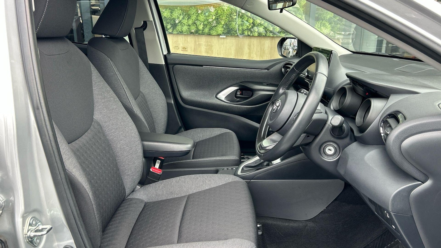 Used Toyota Yaris 2020 for sale - 76965529: Photo 15