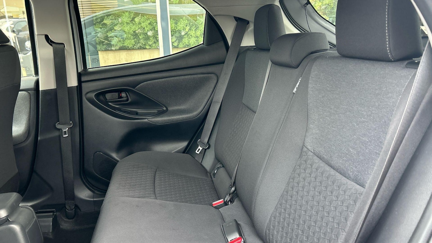 Used Toyota Yaris 2020 for sale - 76965529: Photo 17