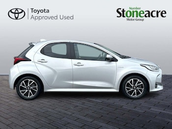Used Toyota Yaris 2020 for sale - 76965529: Photo