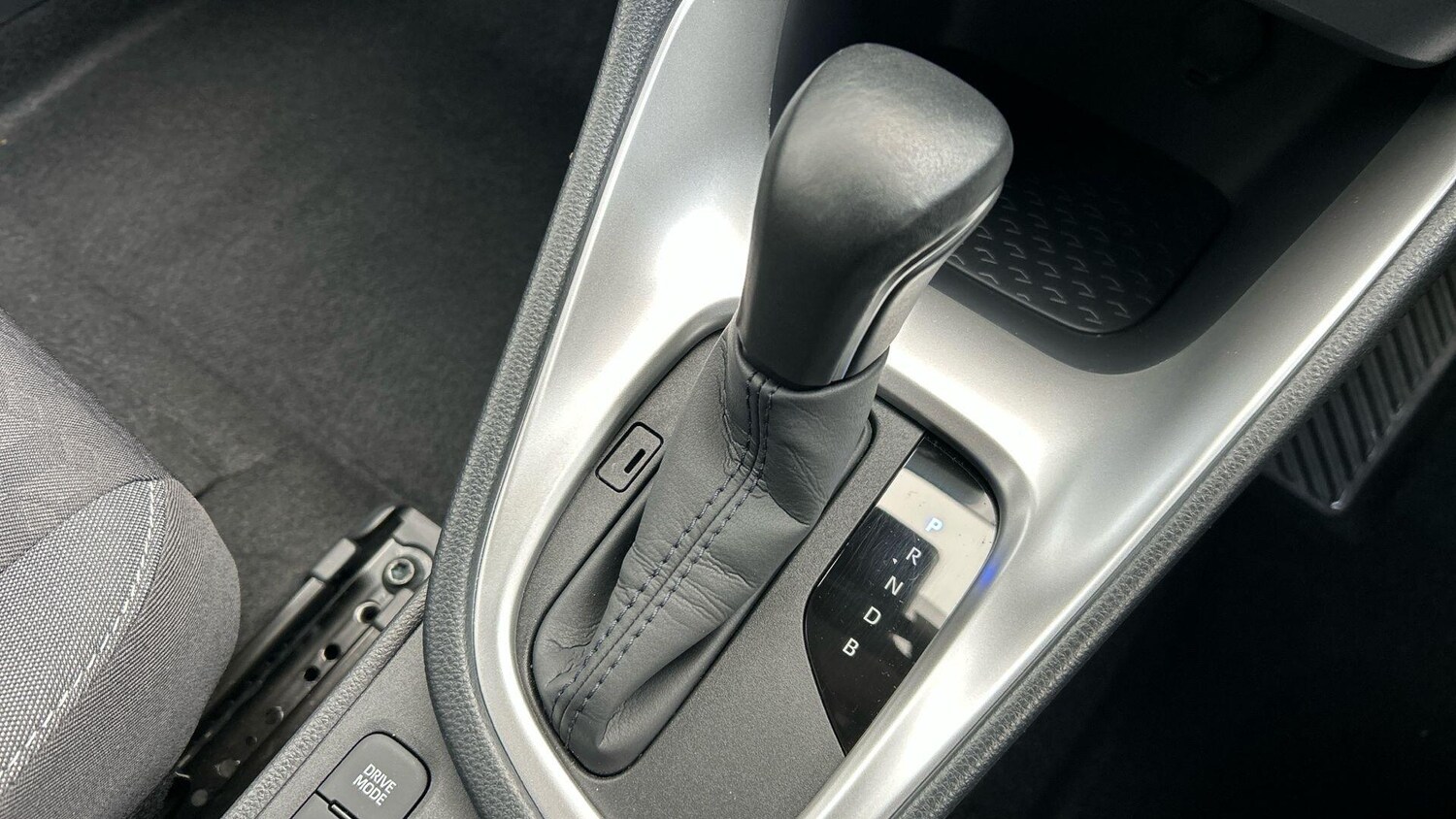 Used Toyota Yaris 2020 for sale - 76965529: Photo 31