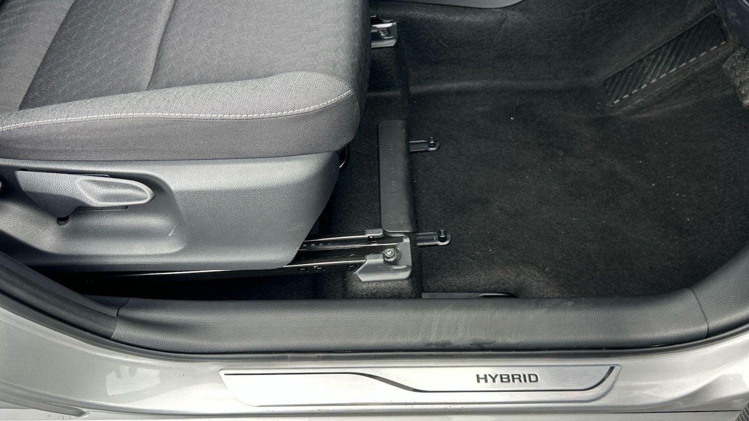 Used Toyota Yaris 2020 for sale - 76965529: Photo 38