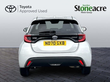 Used Toyota Yaris 2020 for sale - 76965529: Photo