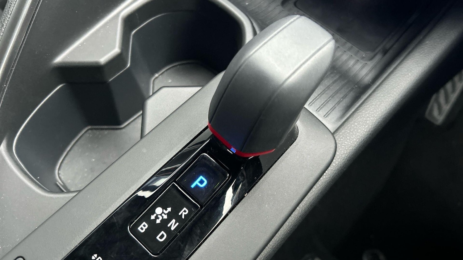 Used Toyota C-HR 2025 for sale - 76701322: Photo 31