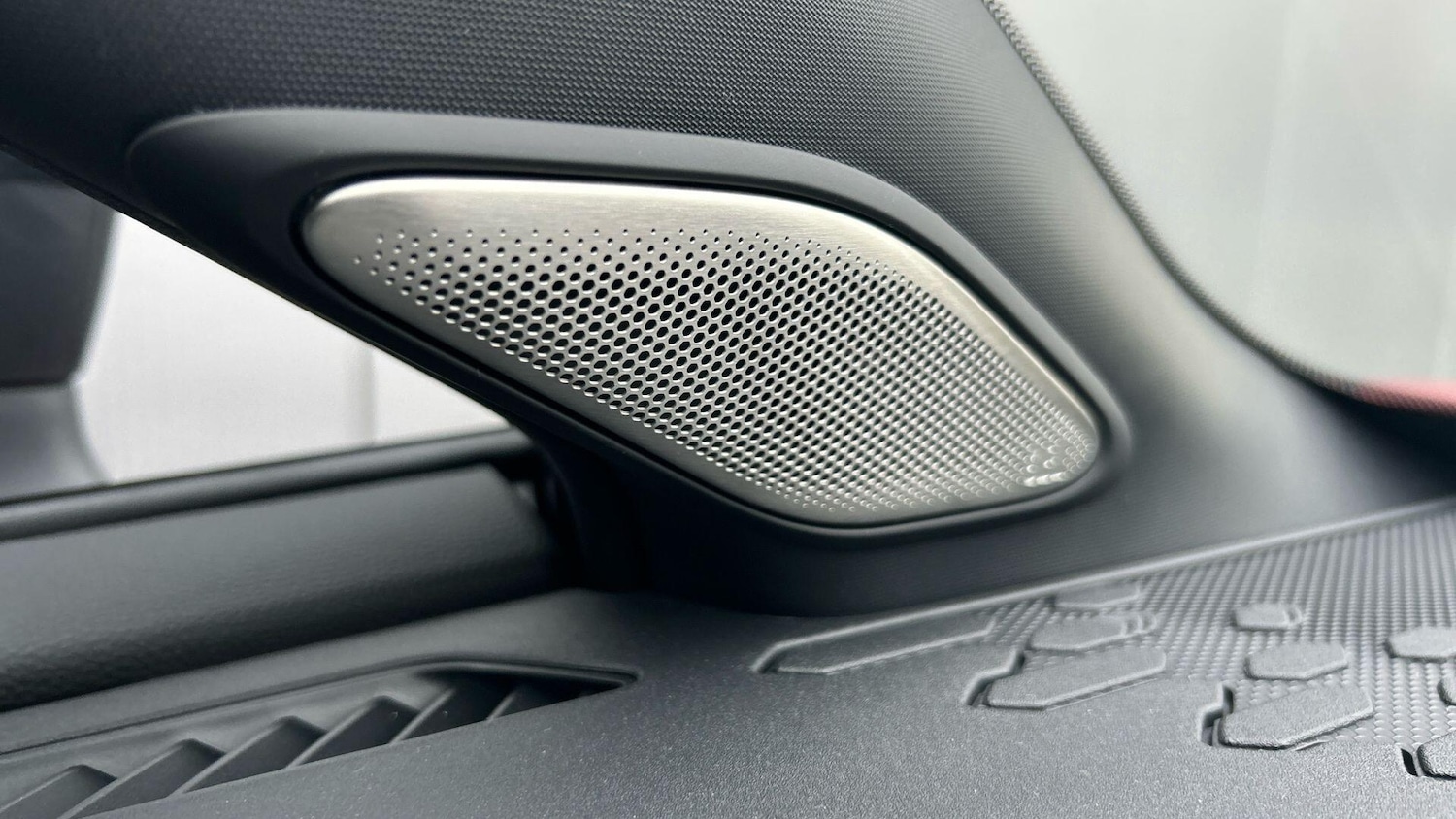 Used Toyota C-HR 2025 for sale - 76701322: Photo 39