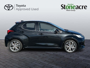 Used Toyota Yaris 2022 for sale - 78797105: Photo