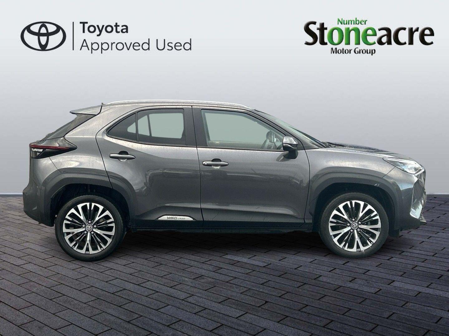 Used Toyota Yaris Cross 2022 for sale - 77376173: Photo 2