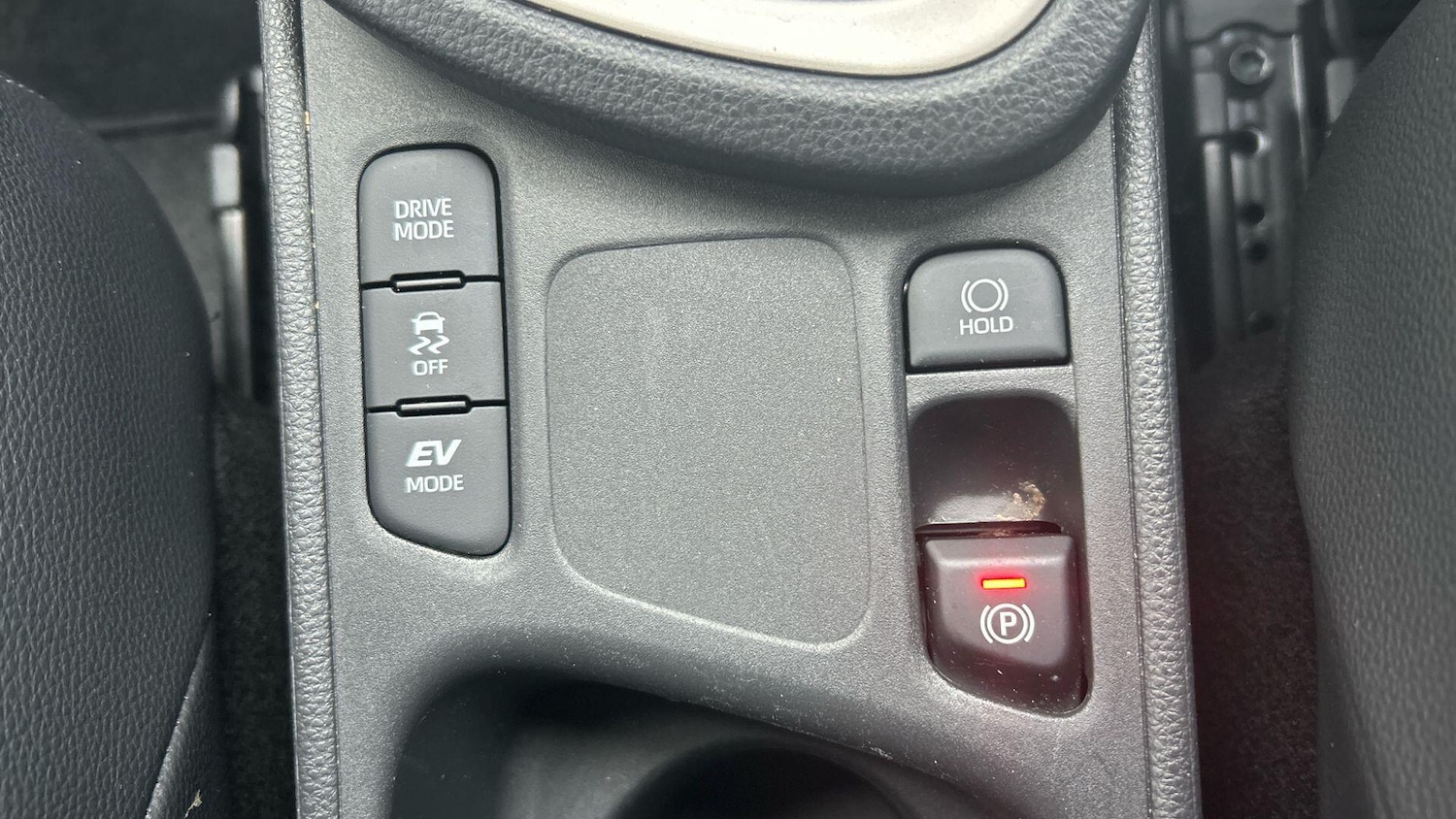 Used Toyota Yaris Cross 2022 for sale - 77376173: Photo 33