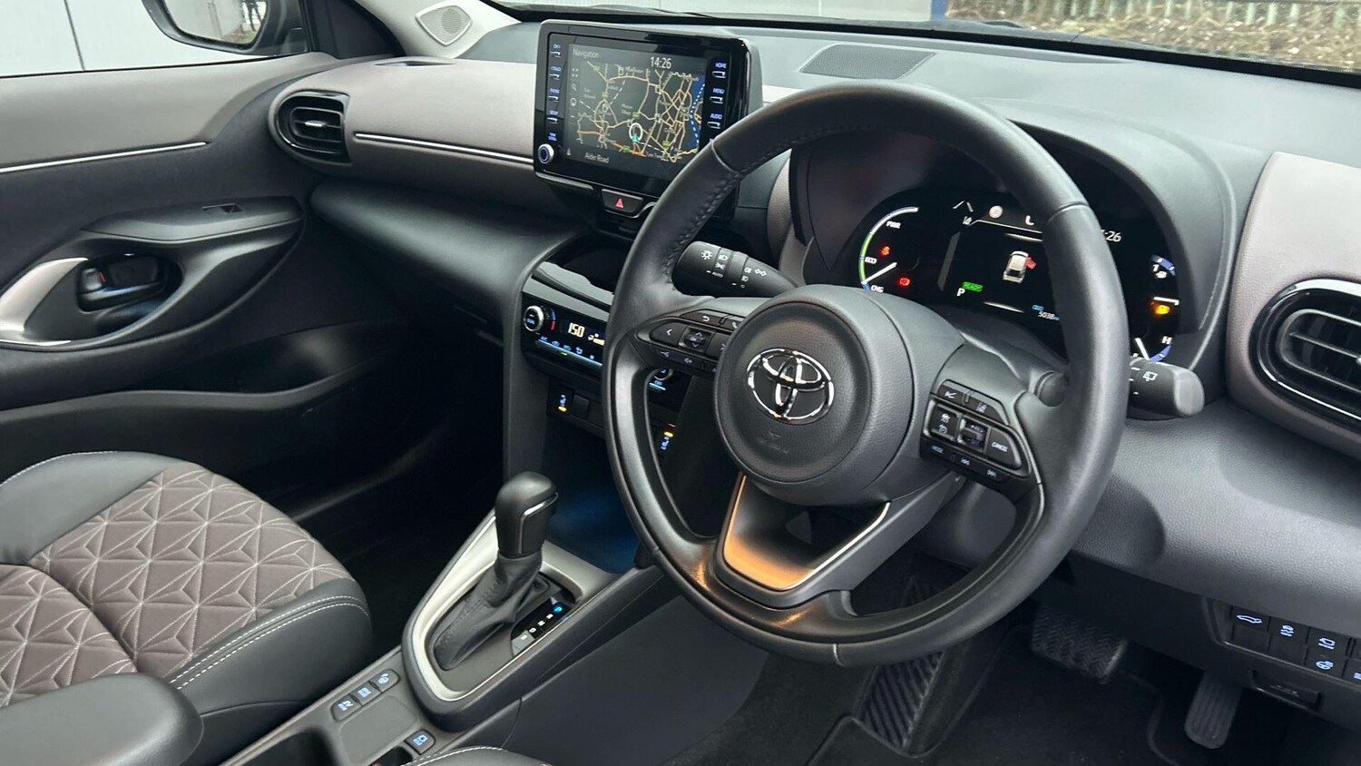 Used Toyota Yaris Cross 2023 for sale - 77574427: Photo 10