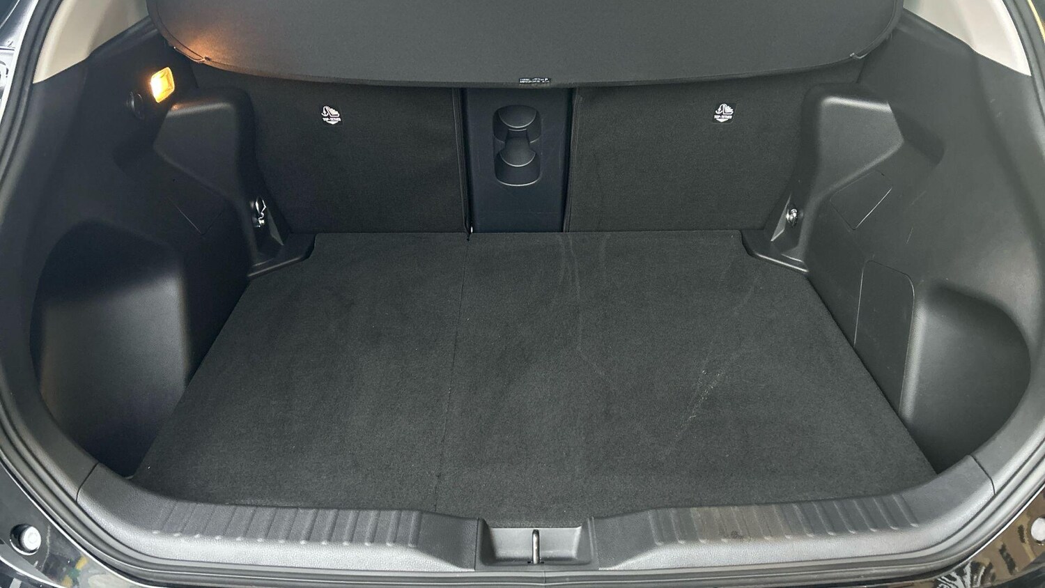 Used Toyota Yaris Cross 2023 for sale - 77574427: Photo 18