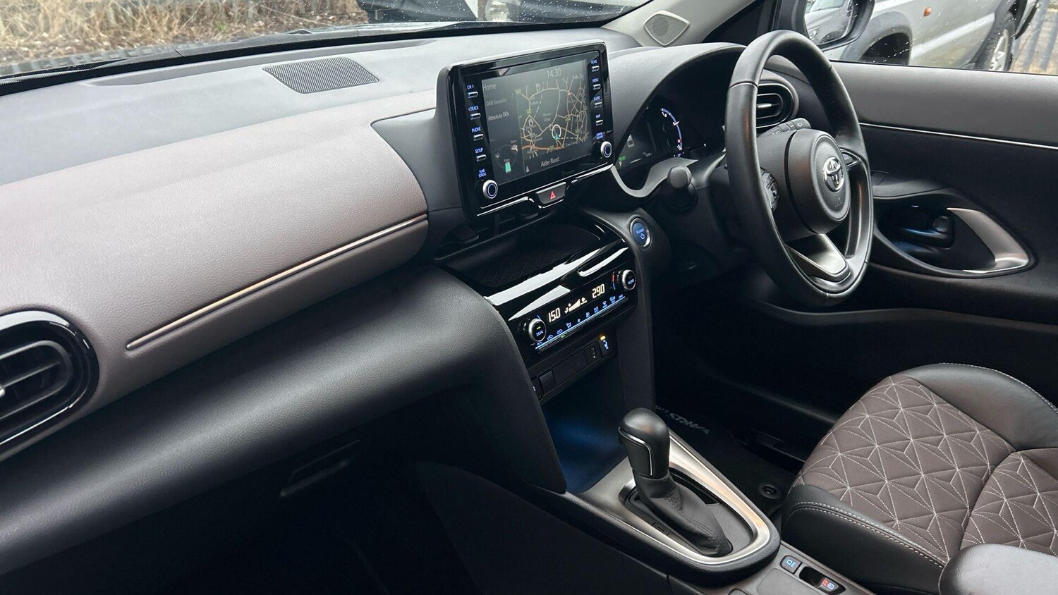 Used Toyota Yaris Cross 2023 for sale - 77574427: Photo 43