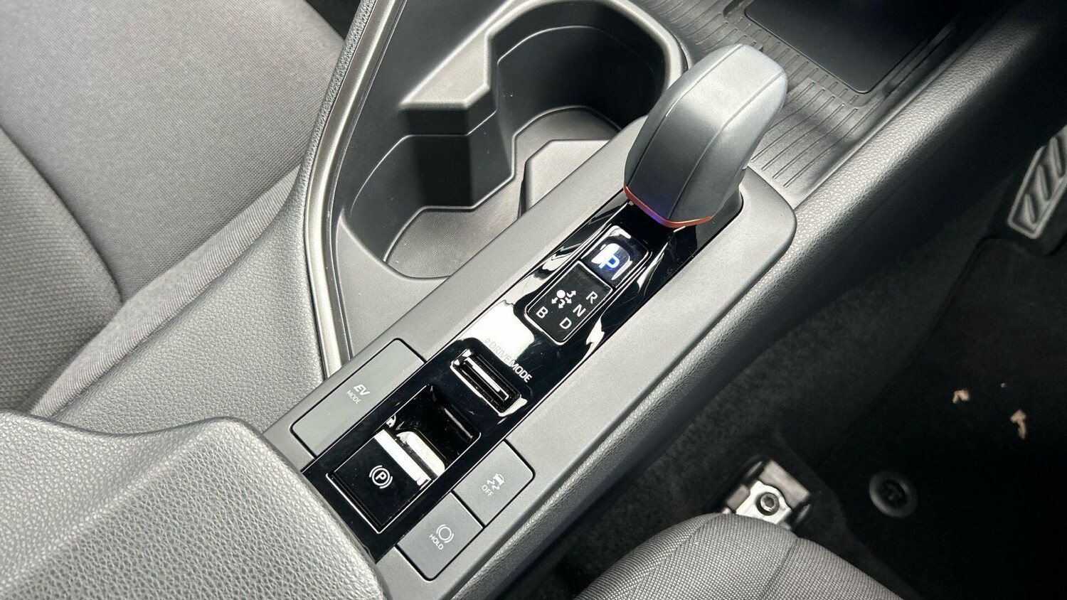 Used Toyota C-HR for sale - 77625754: Photo 31