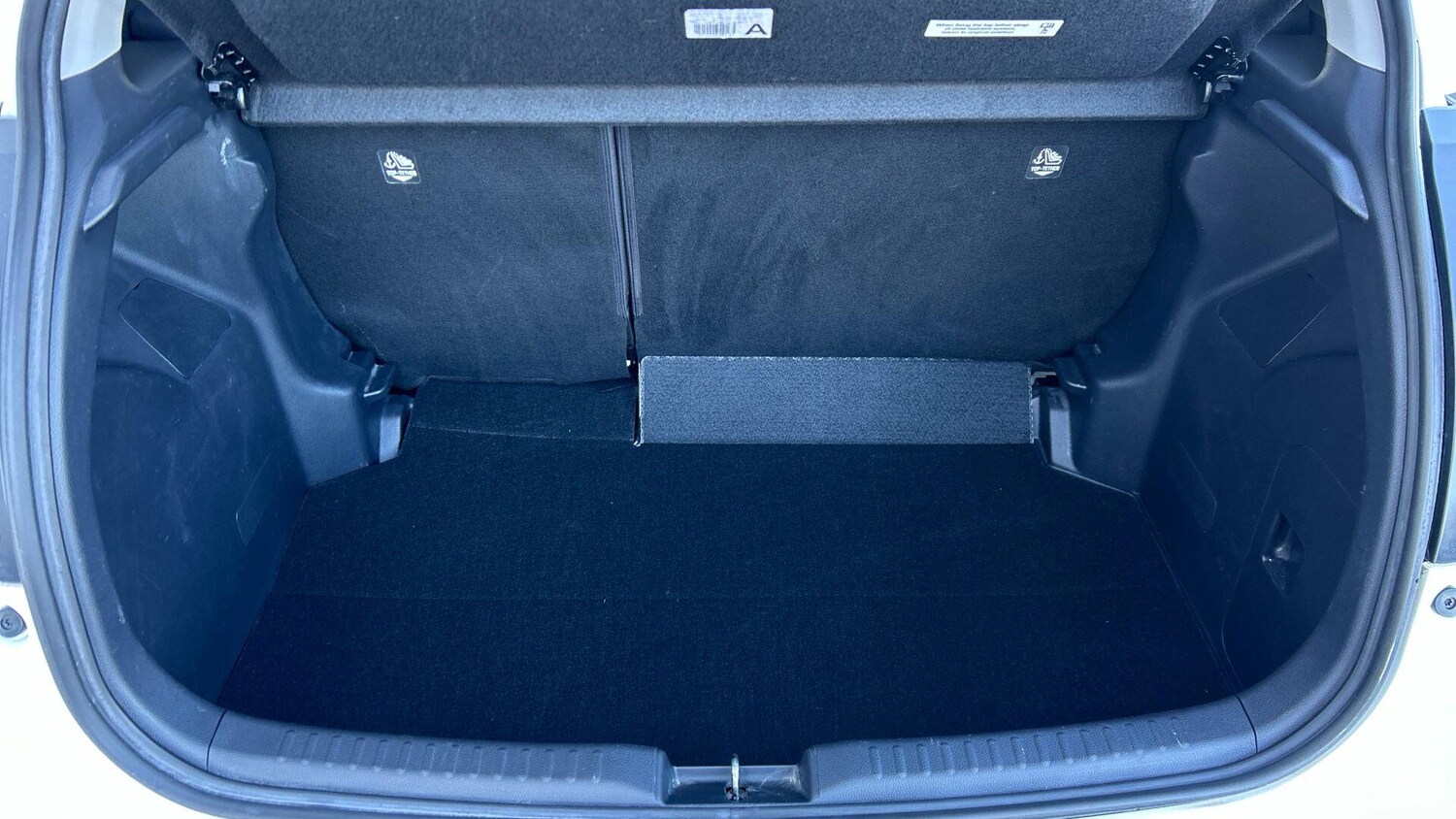 Used Toyota Yaris 2022 for sale - 77939425: Photo 18