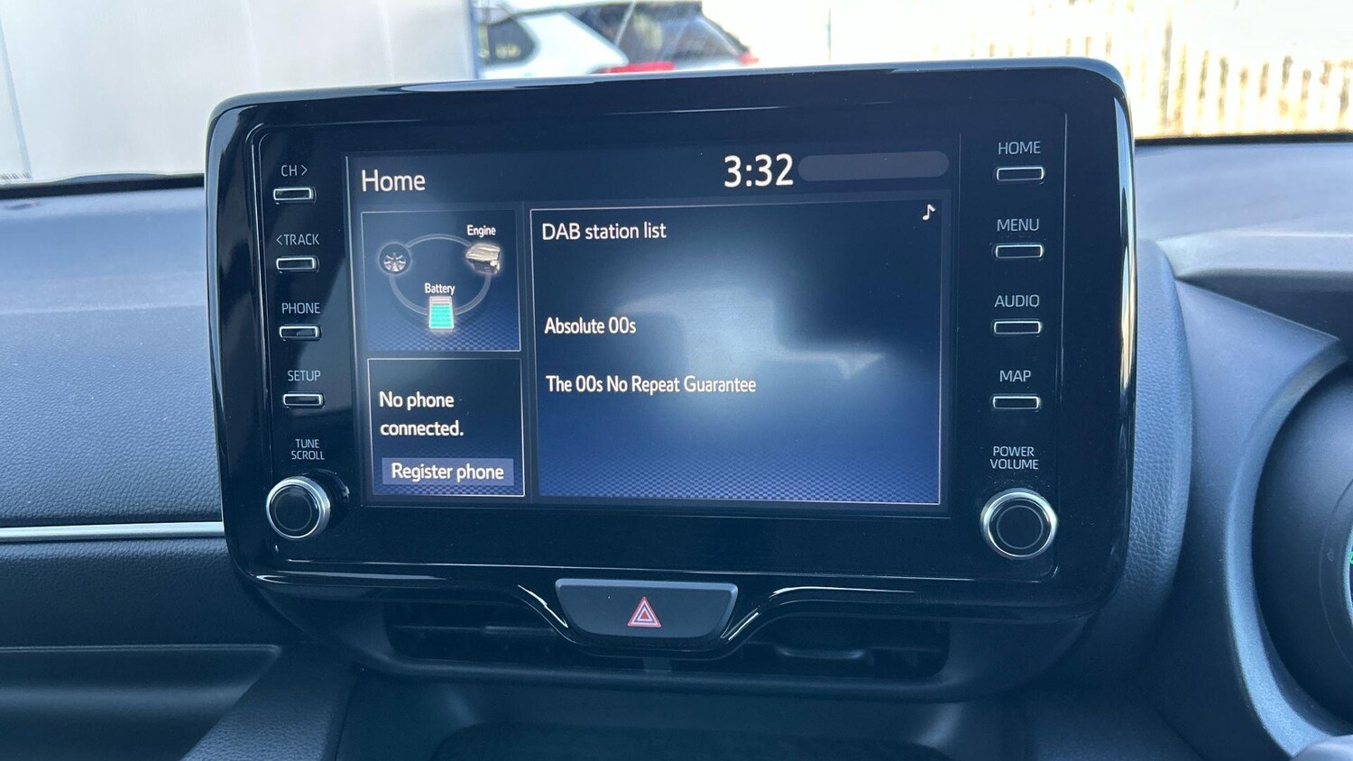 Used Toyota Yaris 2022 for sale - 77939425: Photo 25