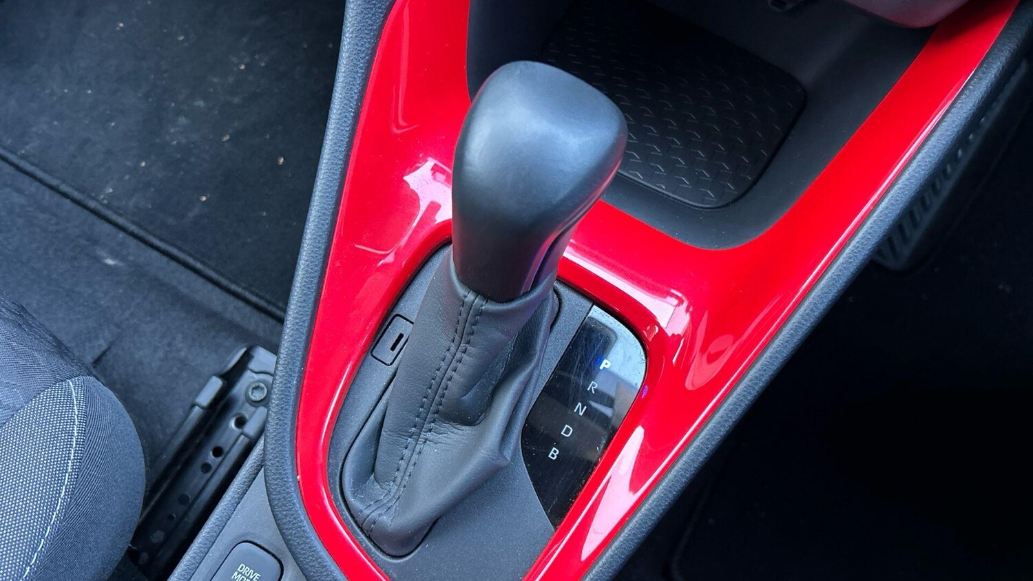 Used Toyota Yaris 2022 for sale - 77939425: Photo 31