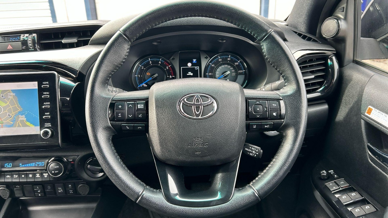 Used Toyota Hilux 2022 for sale - 77705329: Photo 12