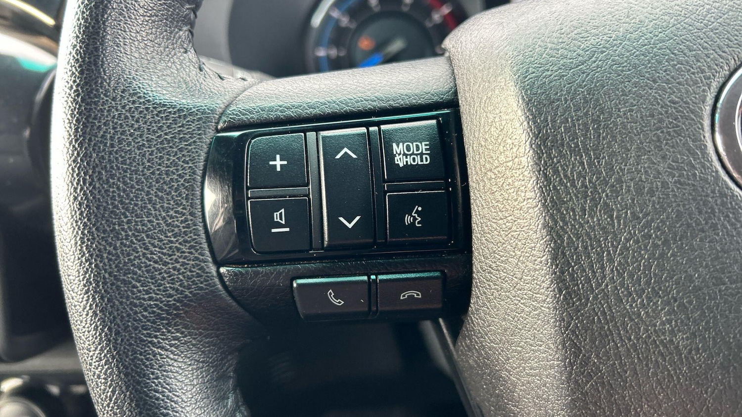 Used Toyota Hilux 2022 for sale - 77705329: Photo 32