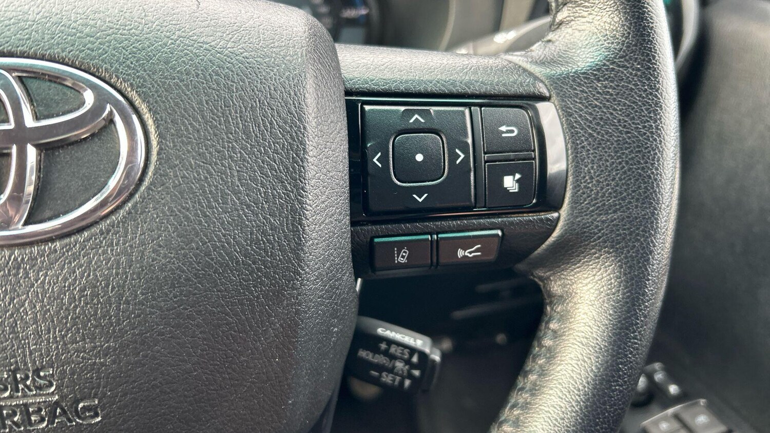 Used Toyota Hilux 2022 for sale - 77705329: Photo 33