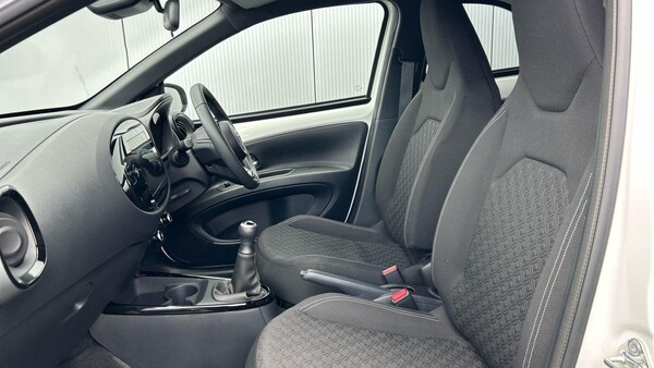 Used Toyota Aygo X 2024 for sale - 76059201: Photo 16