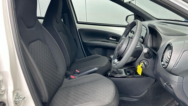 Used Toyota Aygo X 2024 for sale - 76059201: Photo 17
