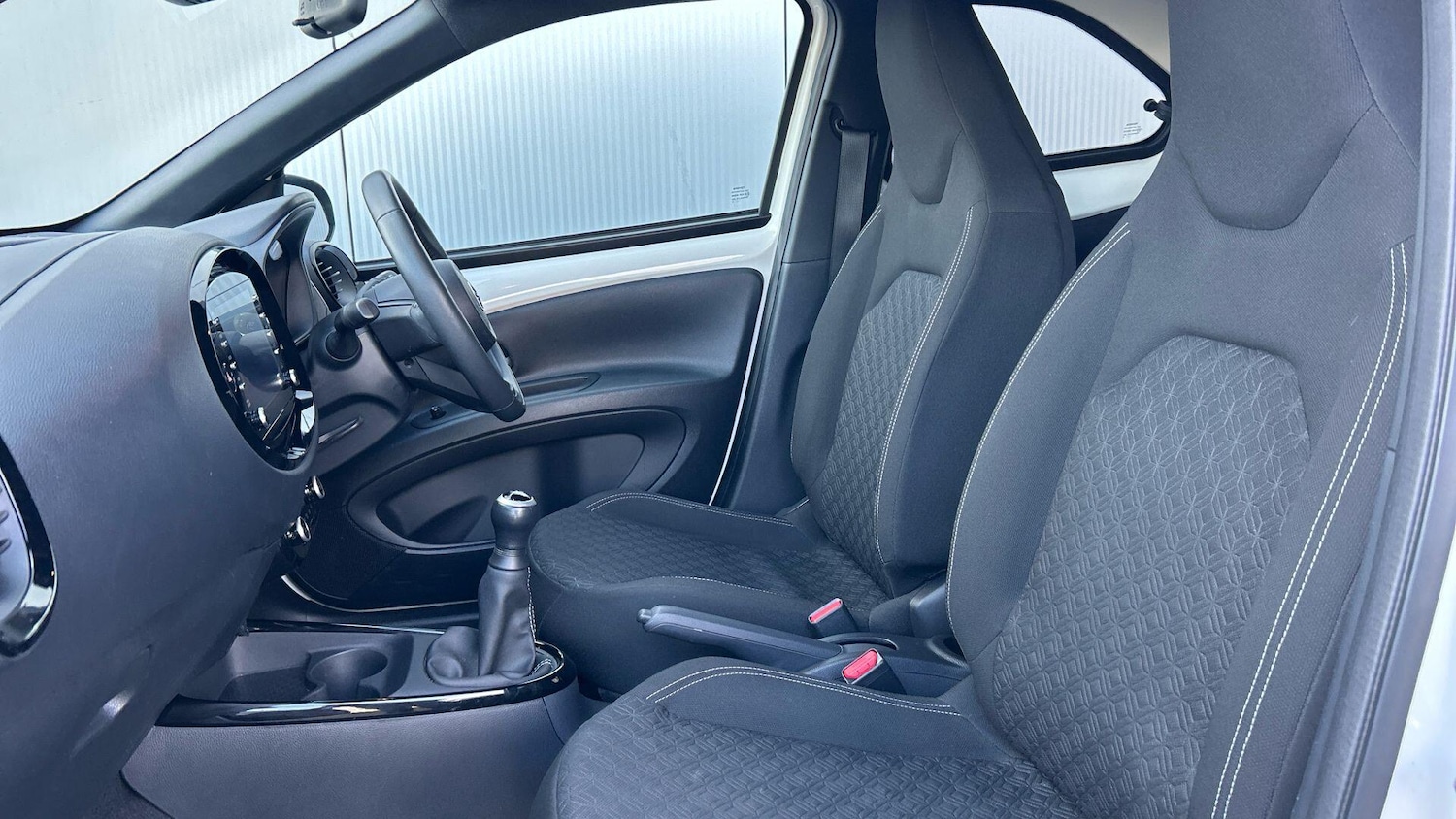 Used Toyota Aygo X for sale - 77753864: Photo 14