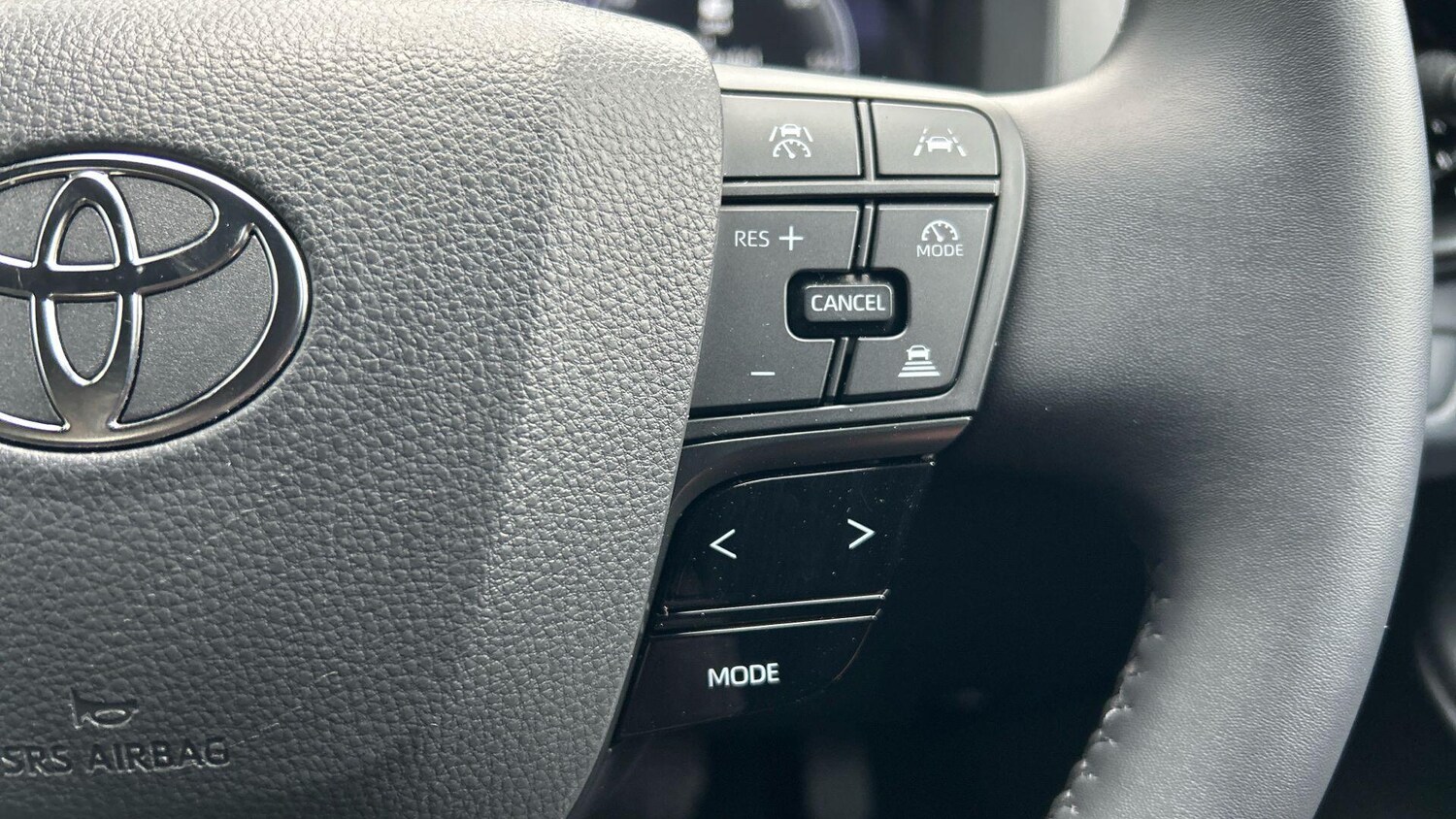 Used Toyota C-HR 2025 for sale - 77646711: Photo 39