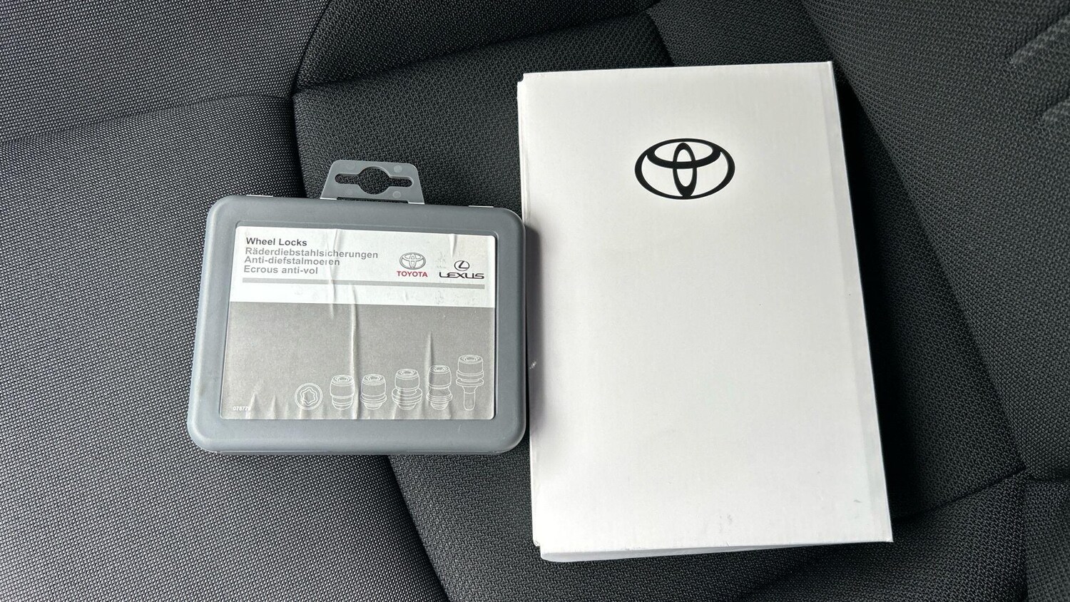 Used Toyota C-HR 2025 for sale - 77646711: Photo 46