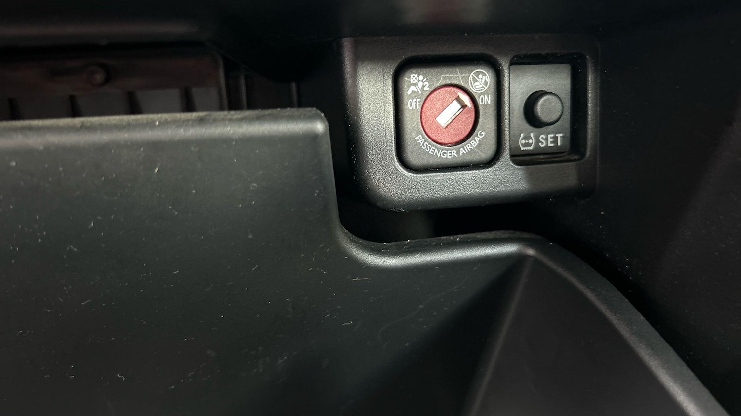 Vehicle 33