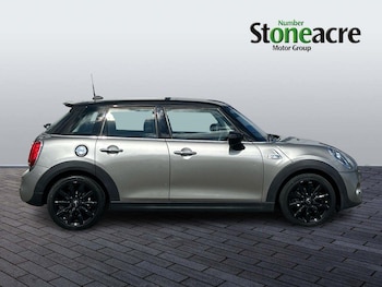 Used MINI Hatch 2019 for sale - 79316649: Photo