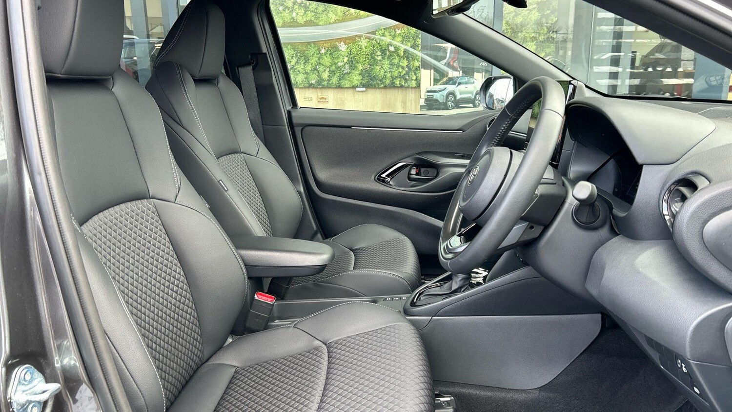 Used Toyota Yaris 2025 for sale - 77838498: Photo 15