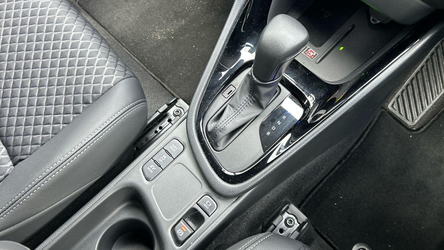 Used Toyota Yaris 2025 for sale - 77838498: Photo 30