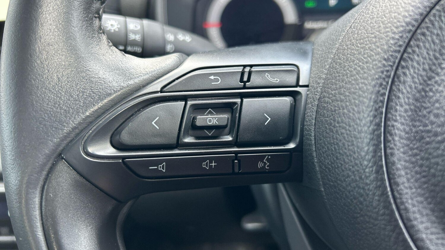 Used Toyota Yaris 2025 for sale - 77838498: Photo 34