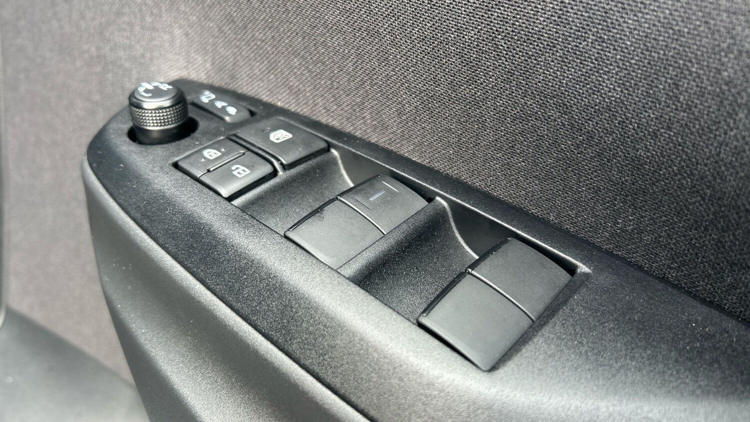 Used Toyota Yaris 2025 for sale - 77838498: Photo 37