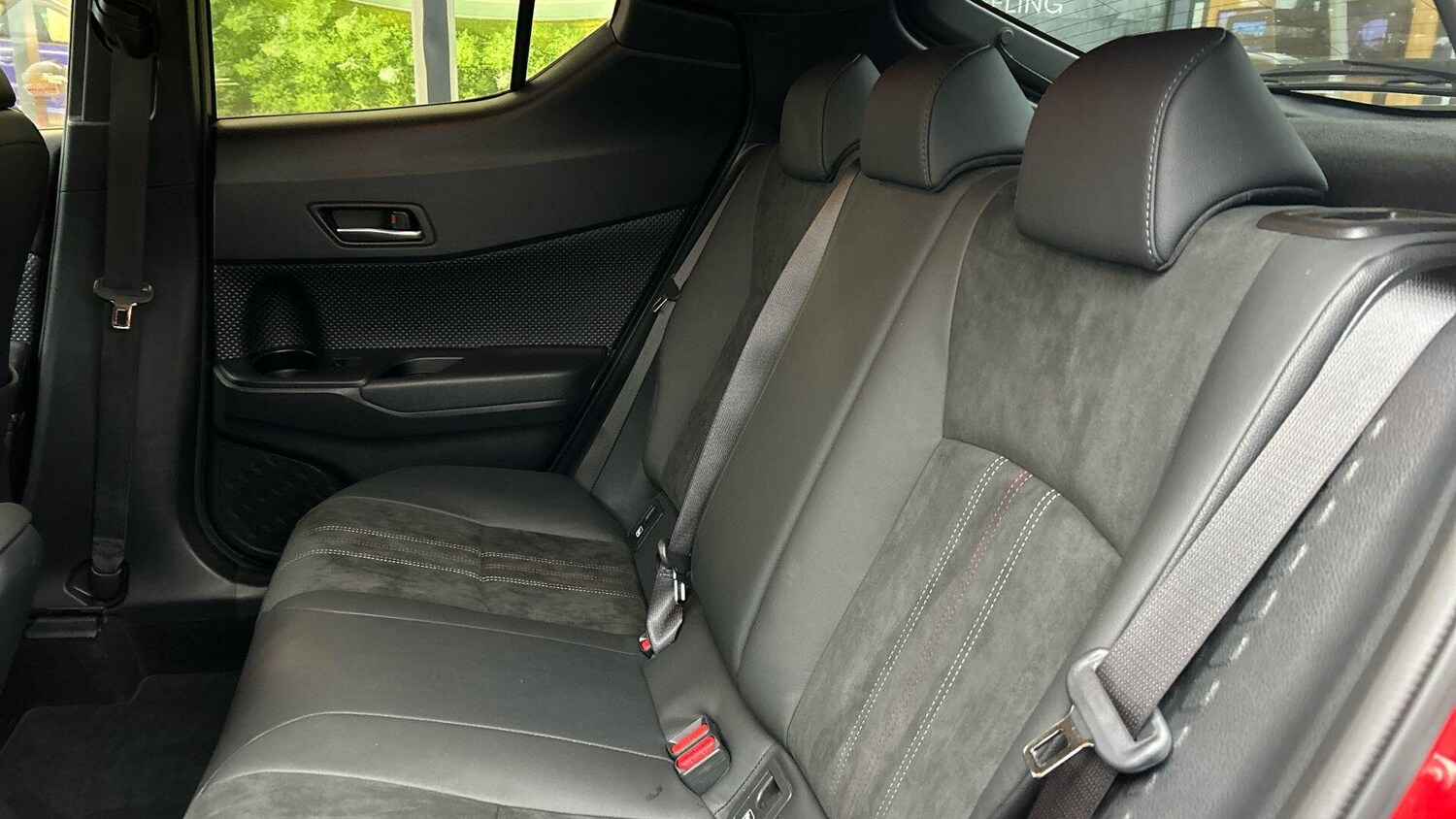 Used Toyota C-HR 2022 for sale - 77425663: Photo 17