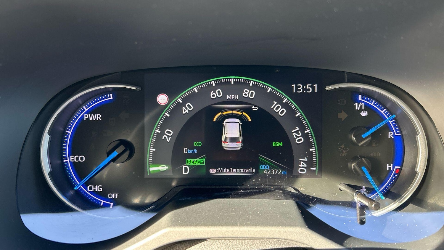 Used Toyota RAV4 2019 for sale - 76425835: Photo 25