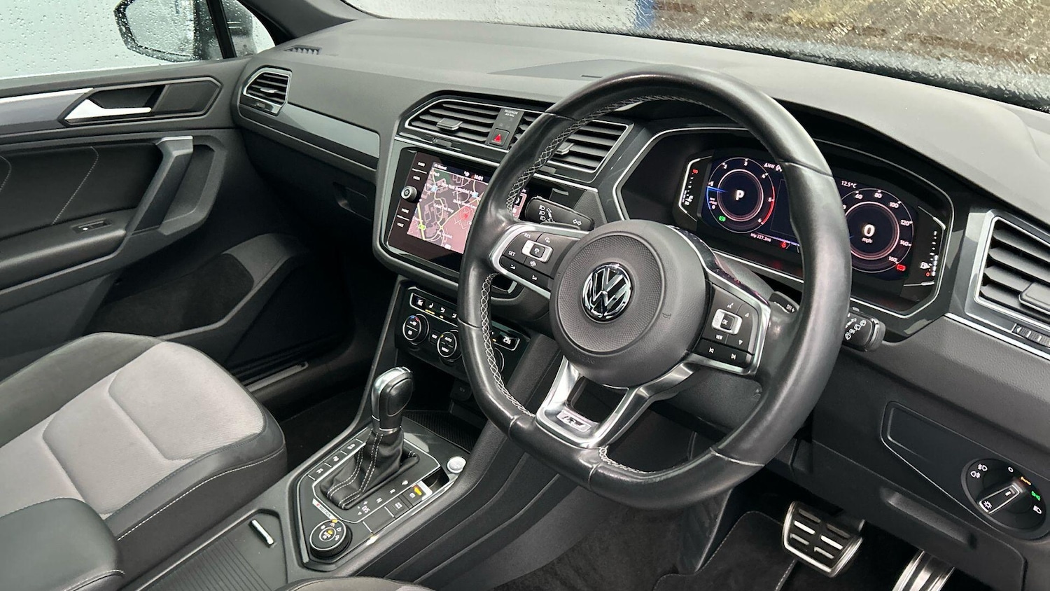 Used Volkswagen Tiguan 2019 for sale - 76886126: Photo 10