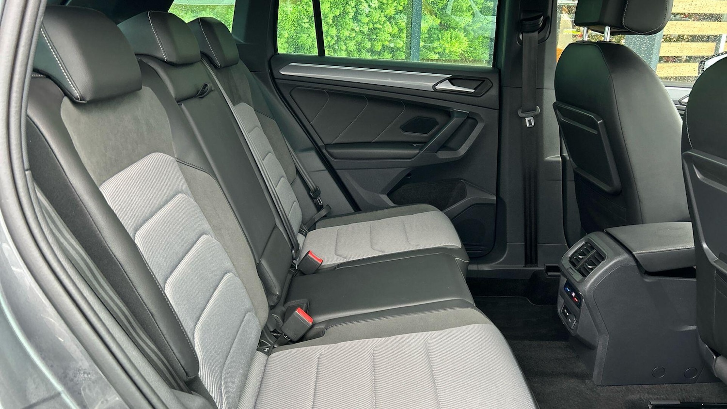 Used Volkswagen Tiguan 2019 for sale - 76886126: Photo 16