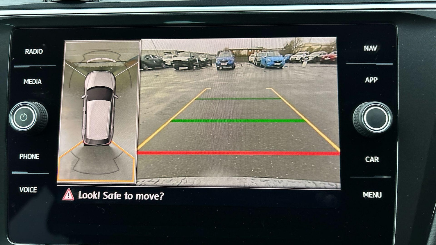 Used Volkswagen Tiguan 2019 for sale - 76886126: Photo 23