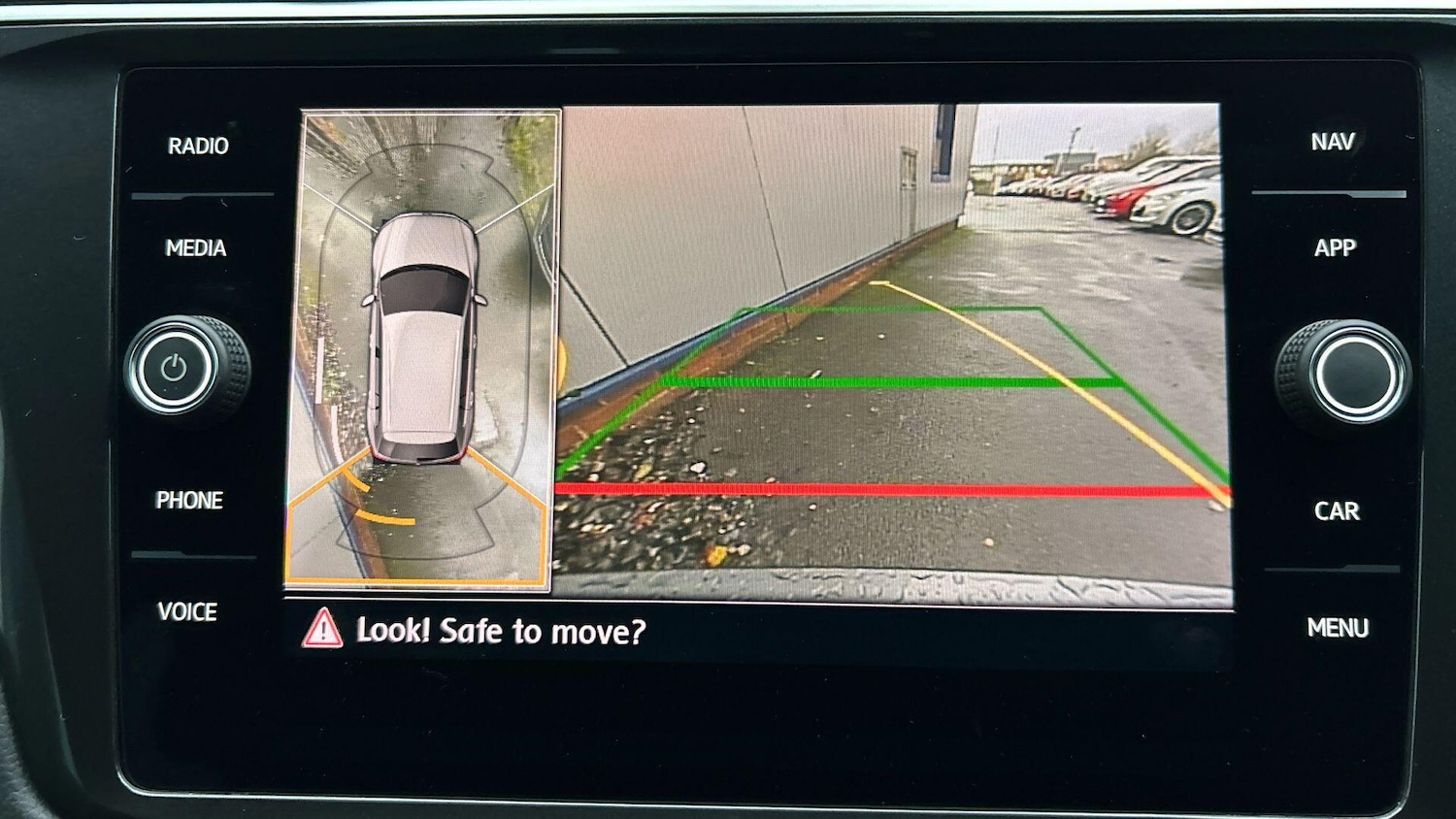 Used Volkswagen Tiguan 2019 for sale - 76886126: Photo 25