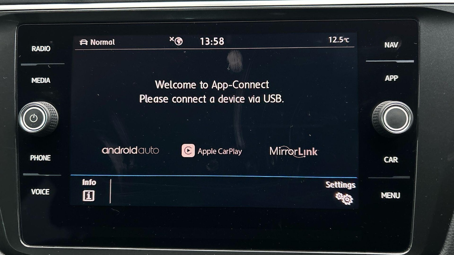 Used Volkswagen Tiguan 2019 for sale - 76886126: Photo 29