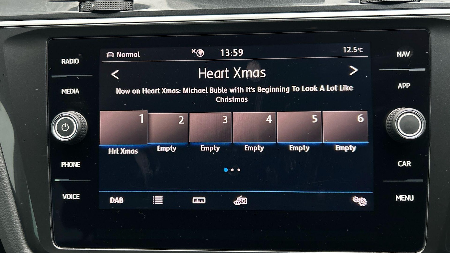 Used Volkswagen Tiguan 2019 for sale - 76886126: Photo 32