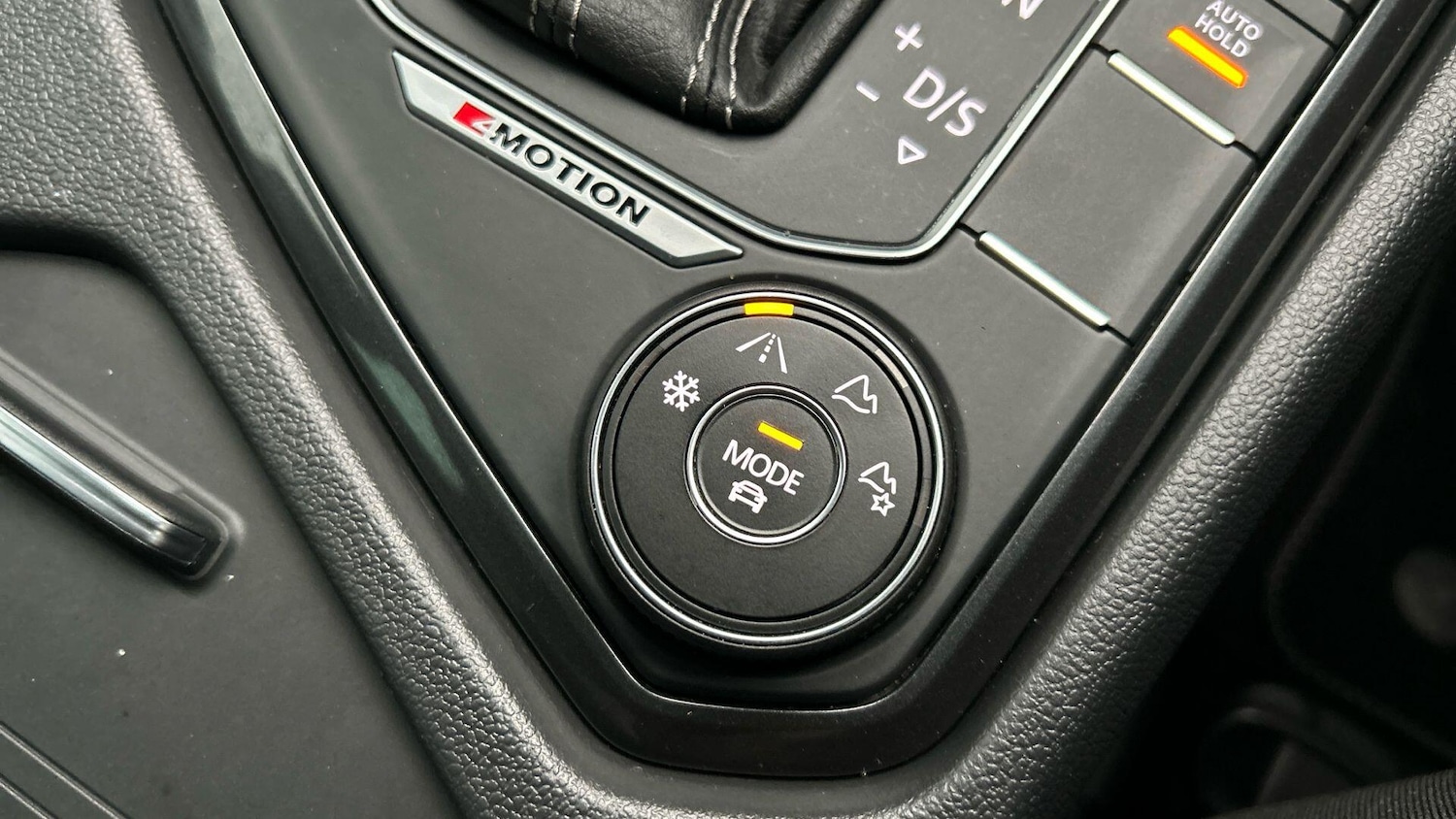 Used Volkswagen Tiguan 2019 for sale - 76886126: Photo 40