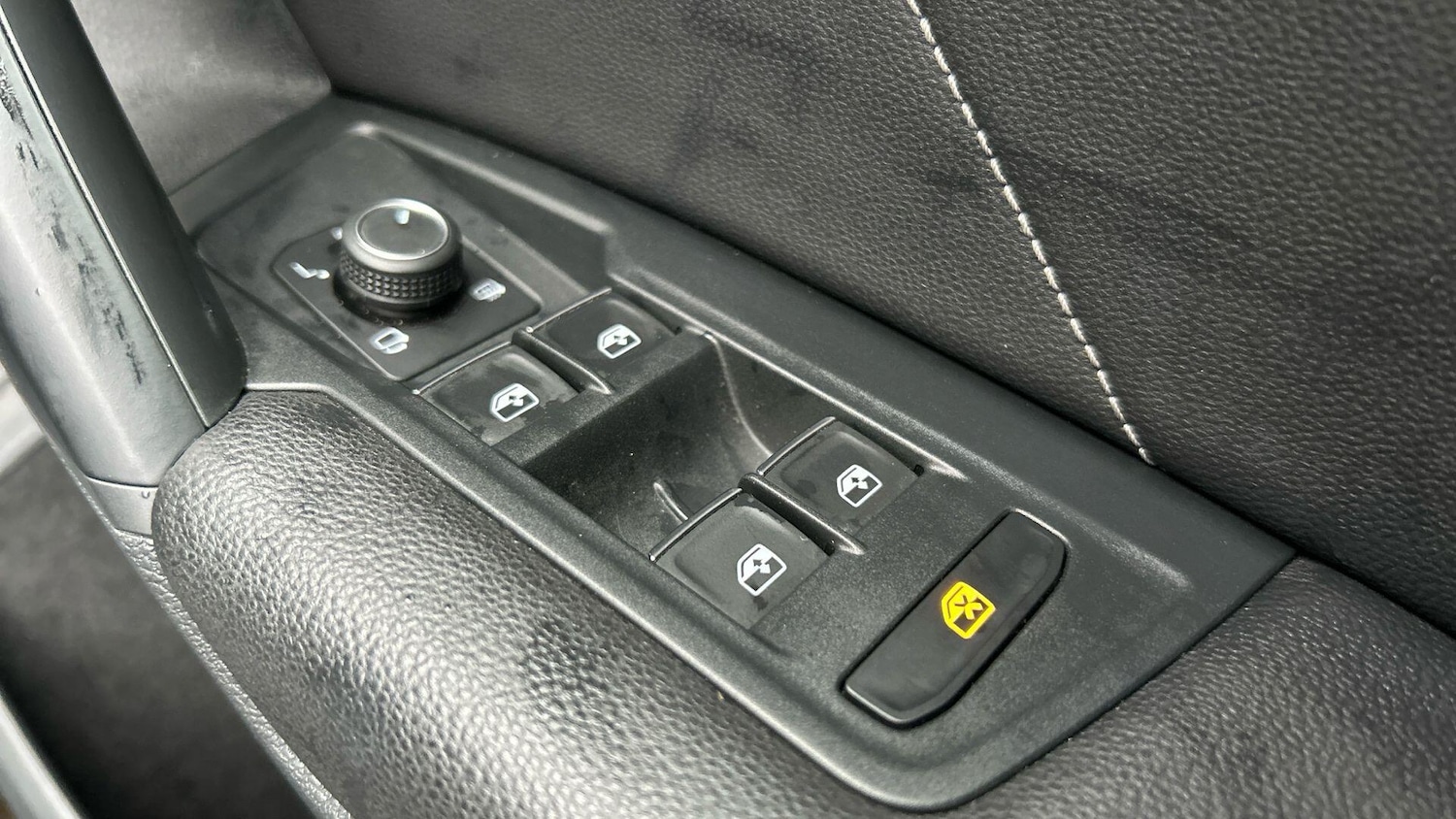 Used Volkswagen Tiguan 2019 for sale - 76886126: Photo 45