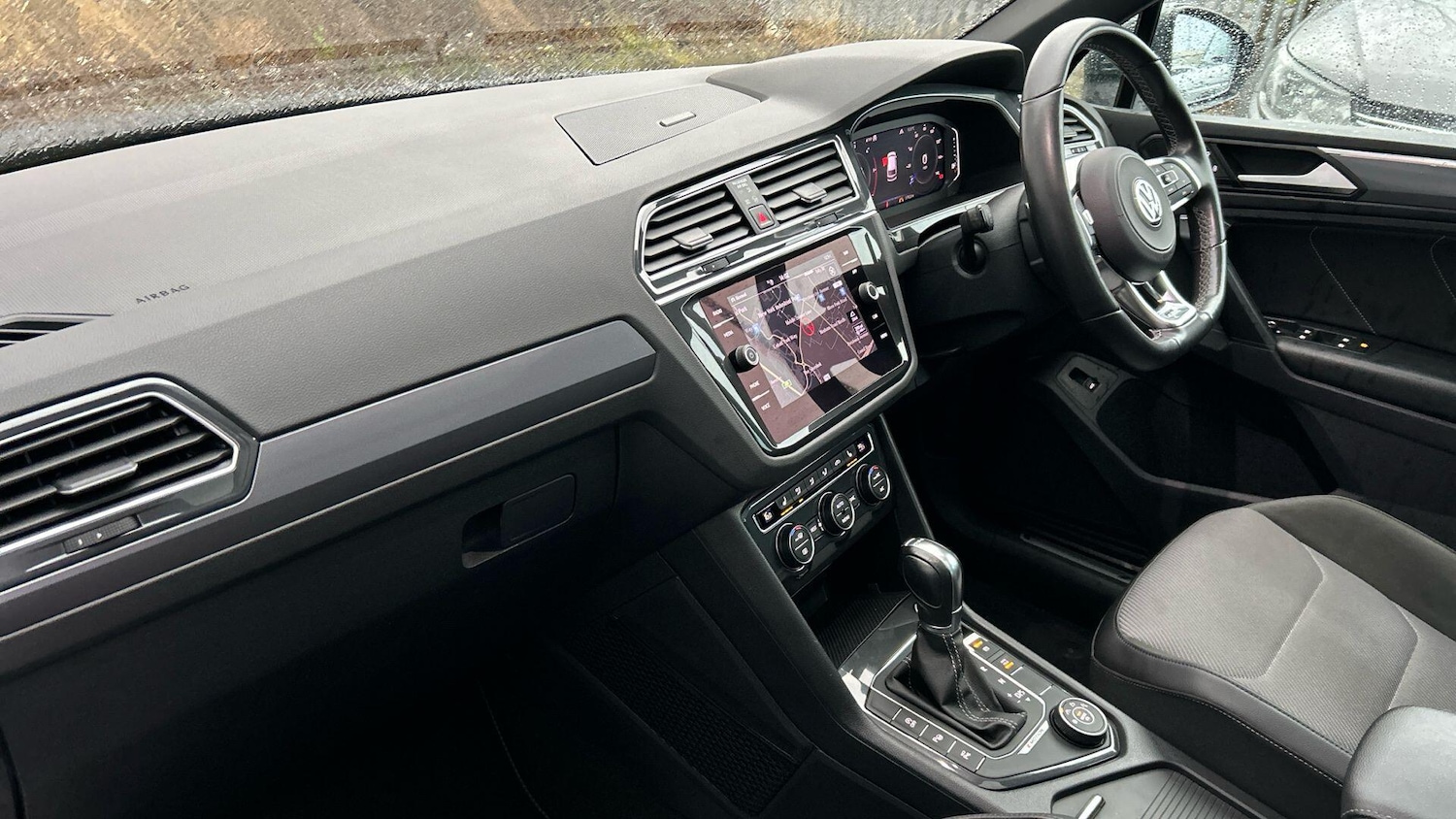 Used Volkswagen Tiguan 2019 for sale - 76886126: Photo 50