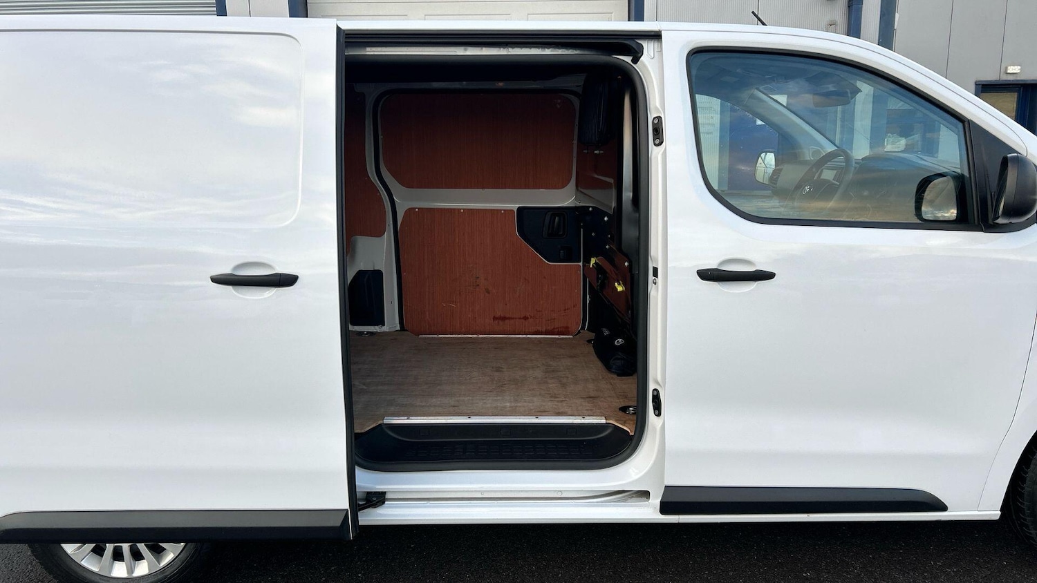 Used Toyota ProAce 2023 for sale - 77074545: Photo 33