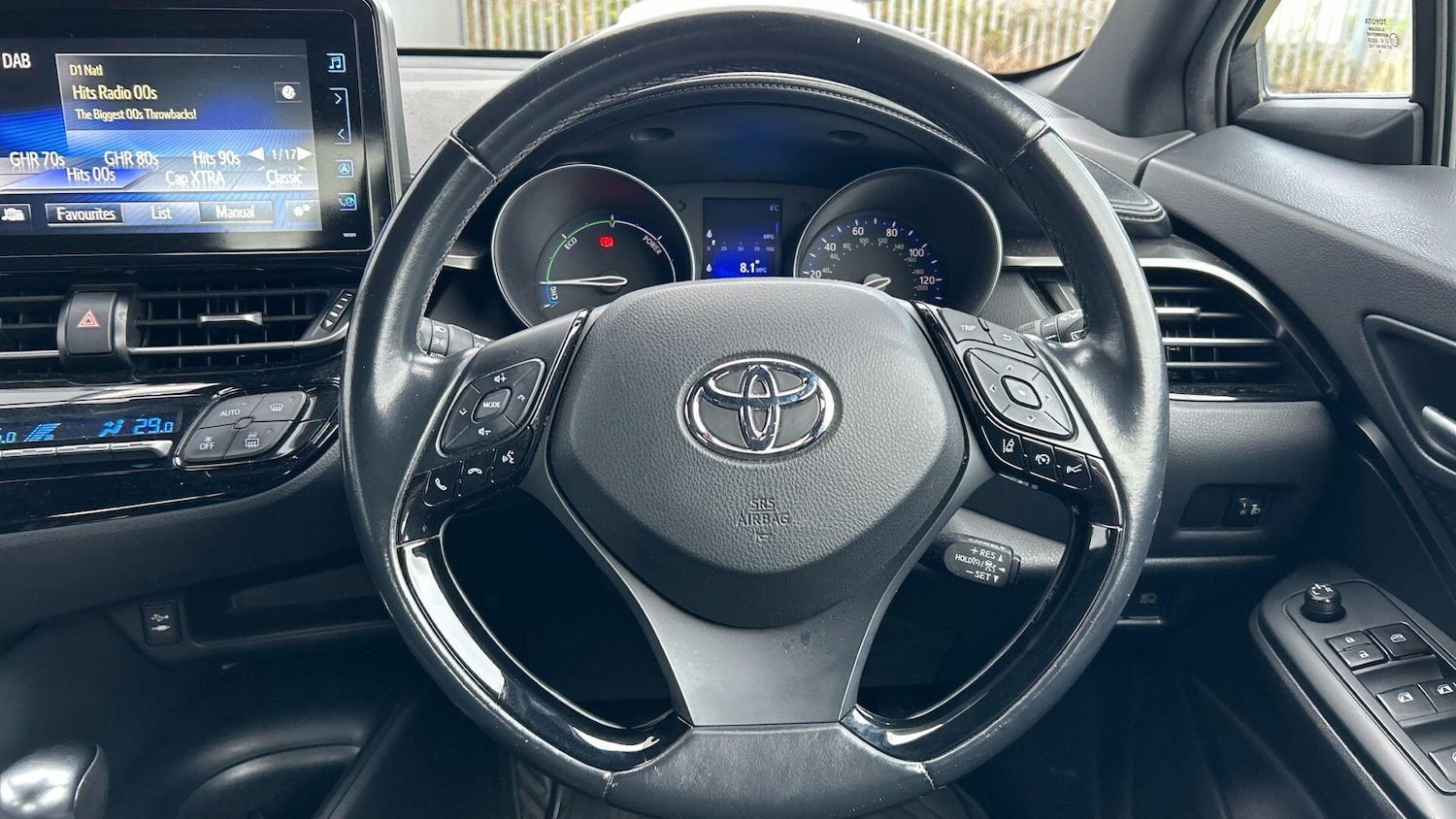 Used Toyota C-HR 2018 for sale - 76781821: Photo 12